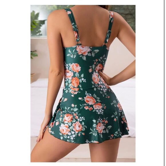 NWT Green Paisley One Piece Swim Suit Attached Skirt full coverage medium NEW - Picture 2 of 6